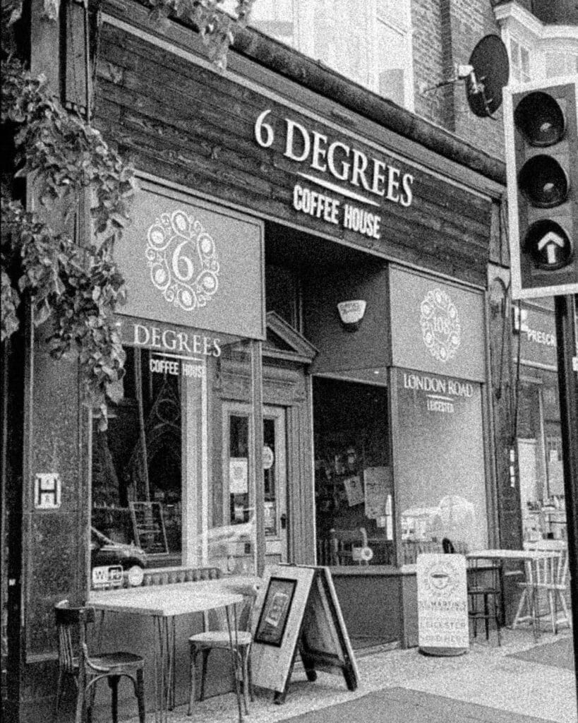 6 Degrees Coffee House