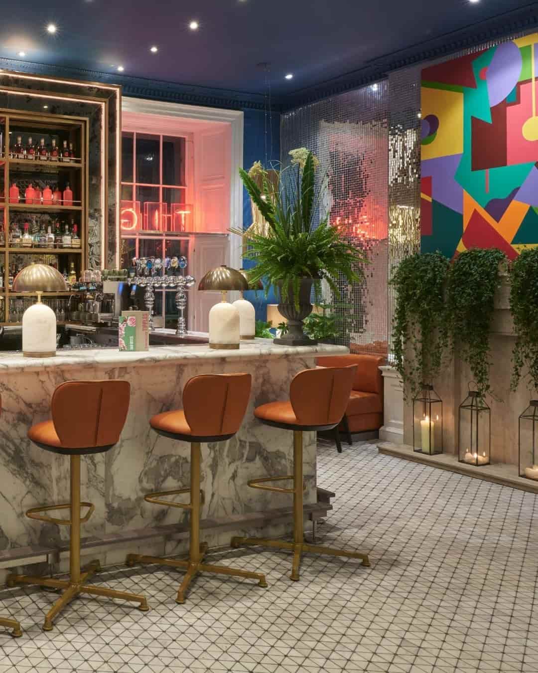 Best places to celebrate graduation in Edinburgh