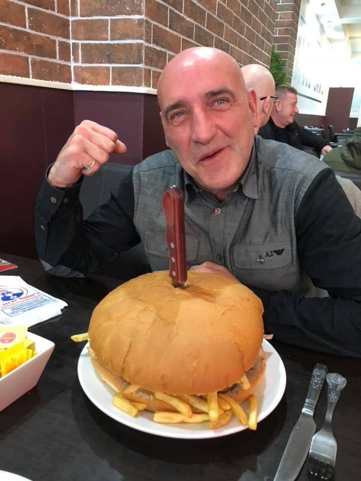 Uncle Sam's - 5IB challenge burger