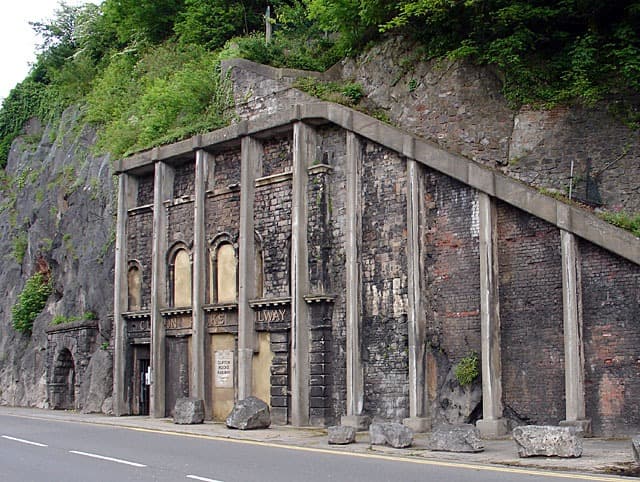 Explore the Clifton Rocks Railway