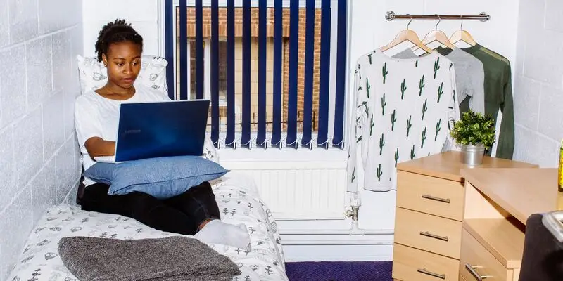 bateson hall portsmouth