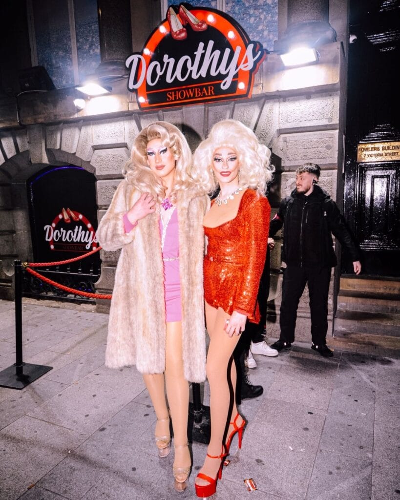 Dorothy's Showbar