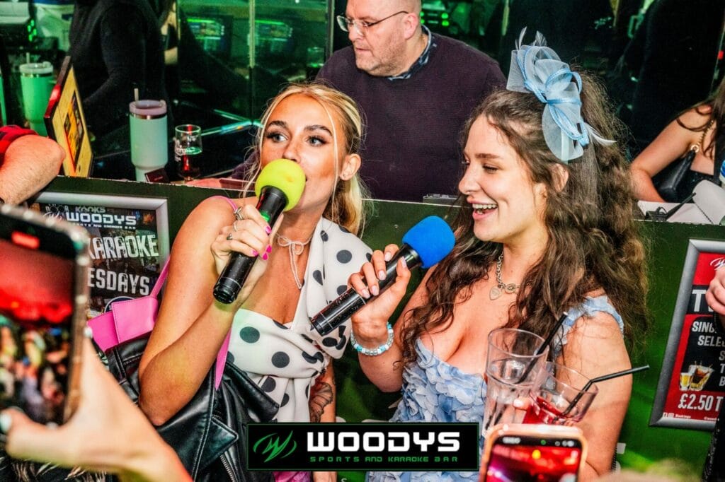 Woody's Sports and Karaoke Bar