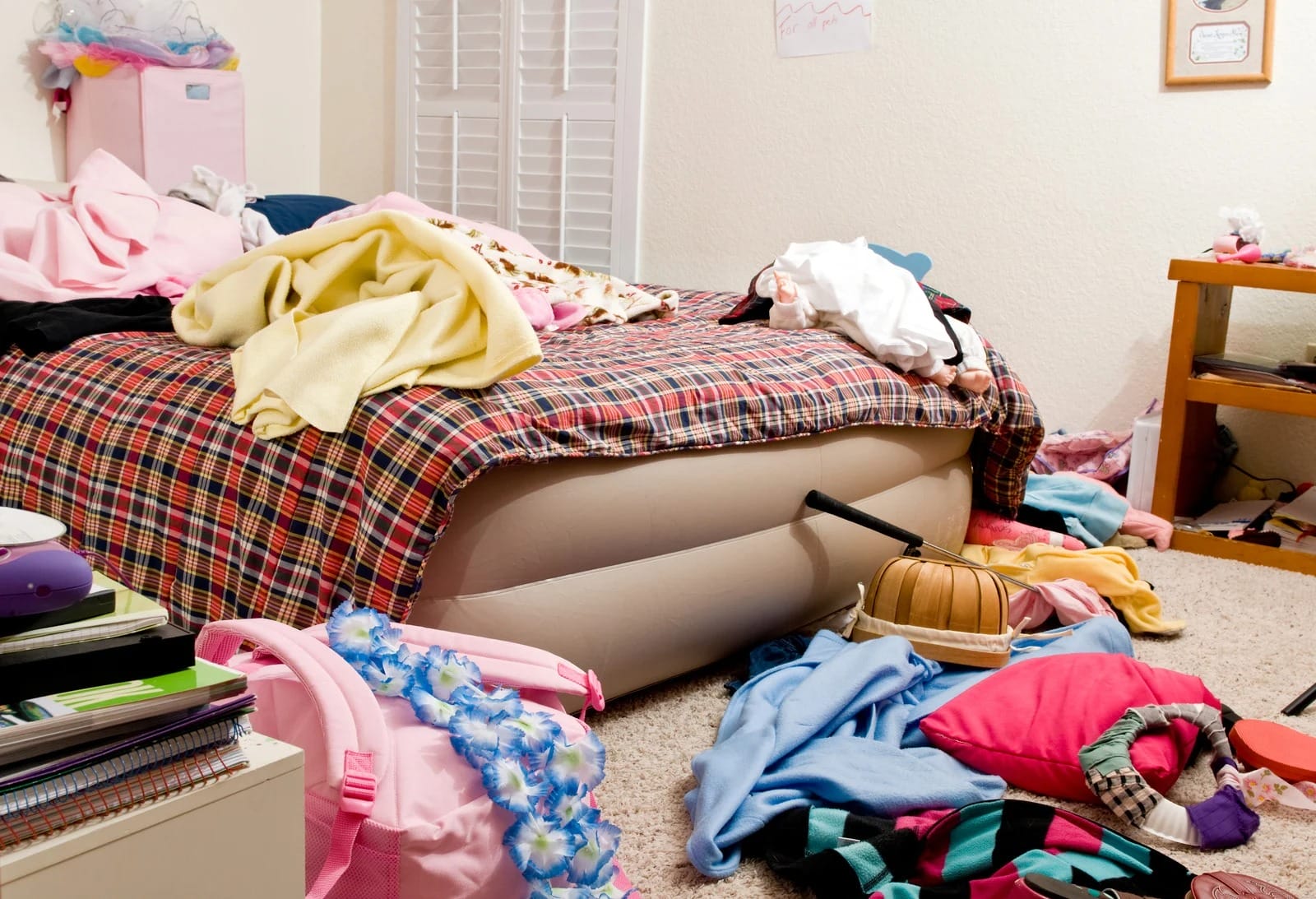 10 things you’ll find in every student house