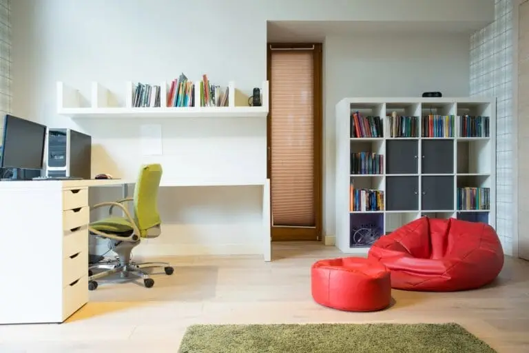 Can I live in halls for second year? Your uni accommodation queries answered!