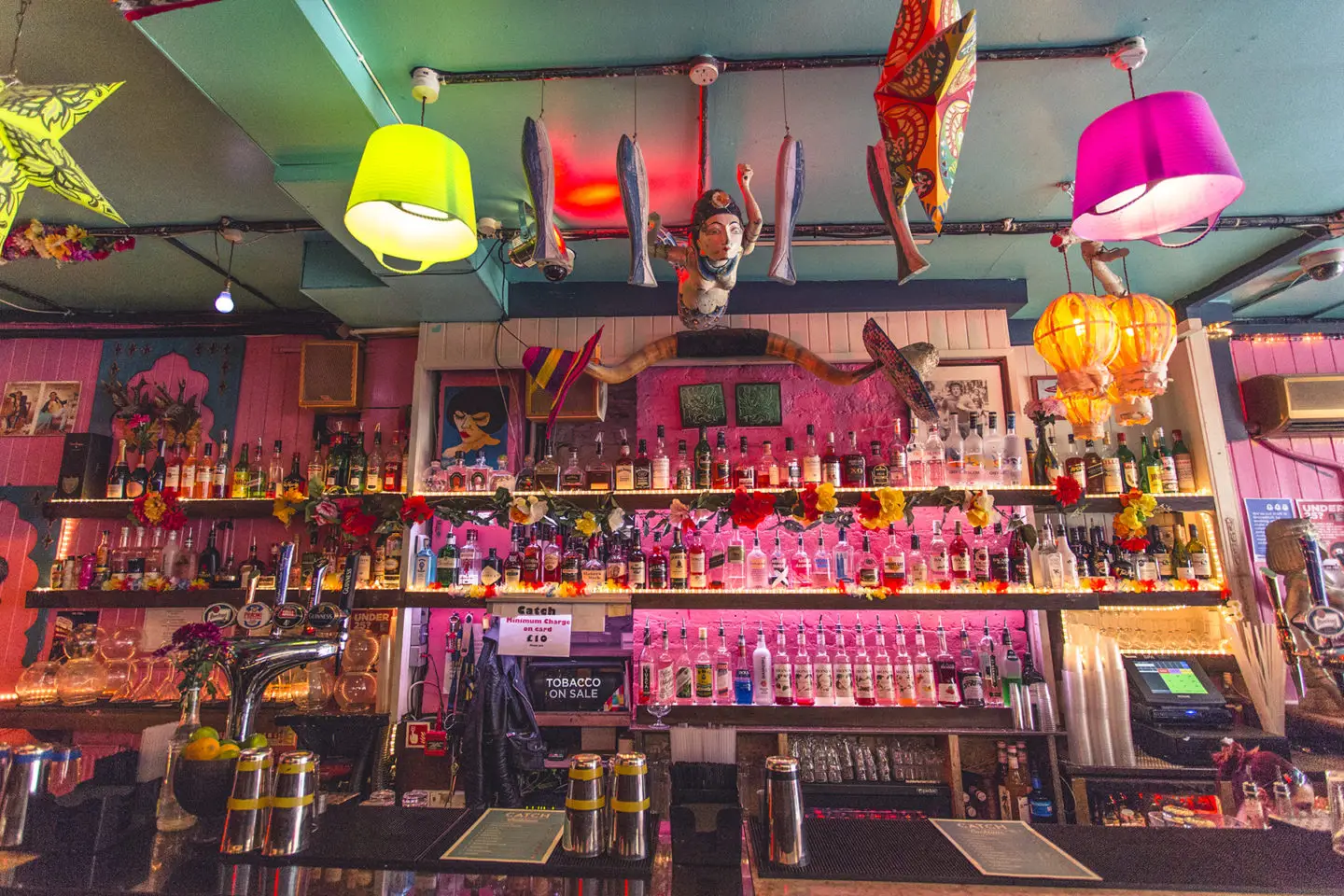 Catch bar: The best free entry clubs for a night out in London!