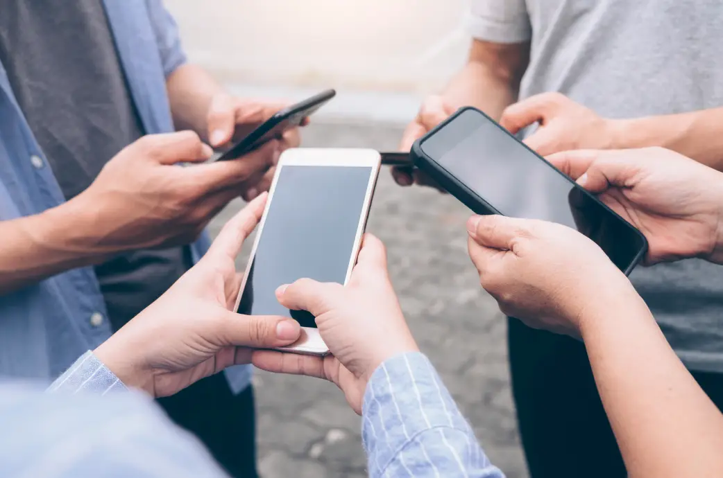 people participating in a group chat people participating in a group chat