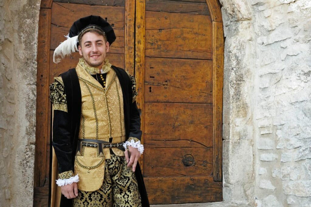 These are the 32 best group fancy dress ideas Unifresher