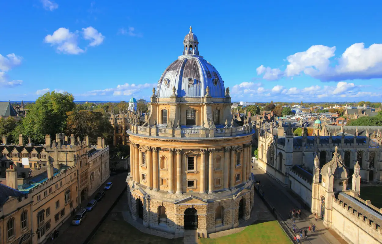is oxford brookes better than oxford university