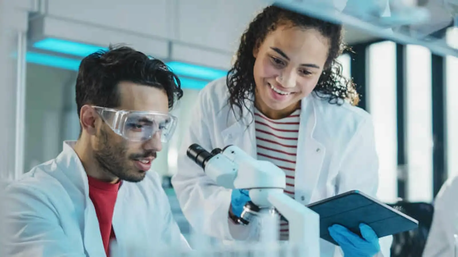 University of Manchester is one of the best universities for biology in the uk