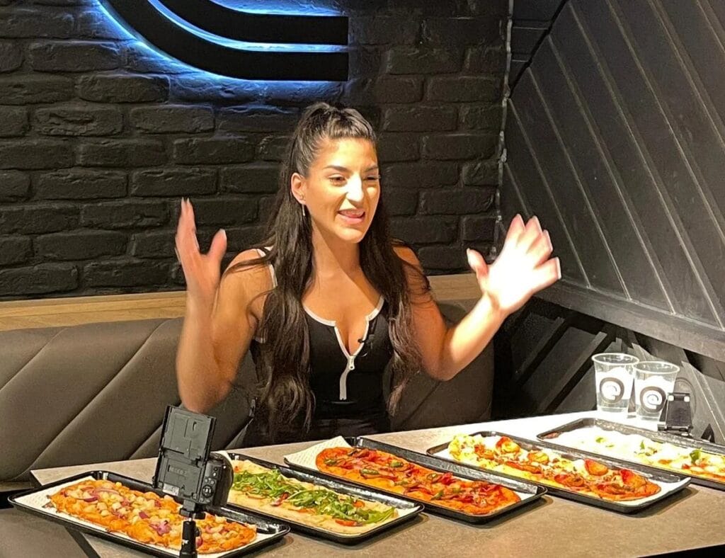 @Pizza's 5 Pizzas Challenge