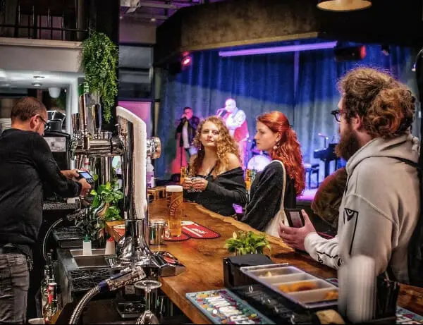 10 cheapest bars in Swansea