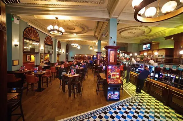 10 cheapest bars in Swansea