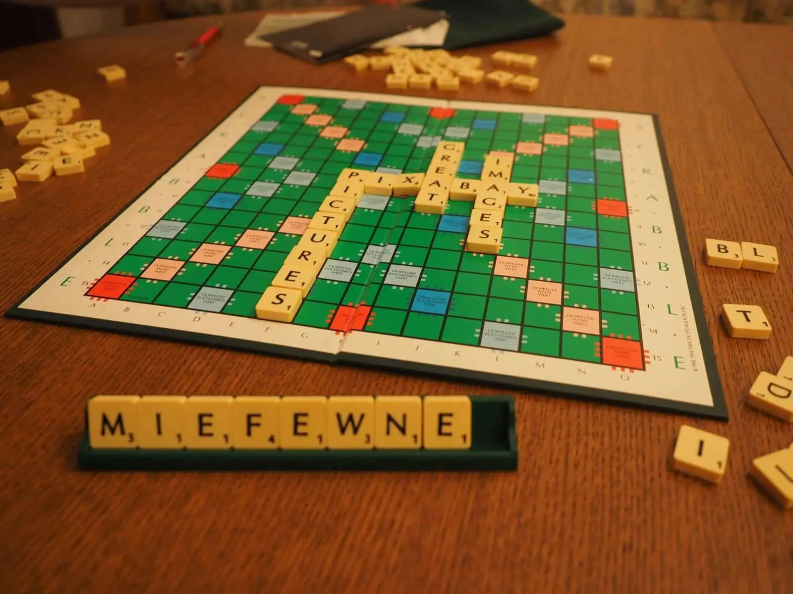 The best scrabble jokes to celebrate National Scrabble Day!