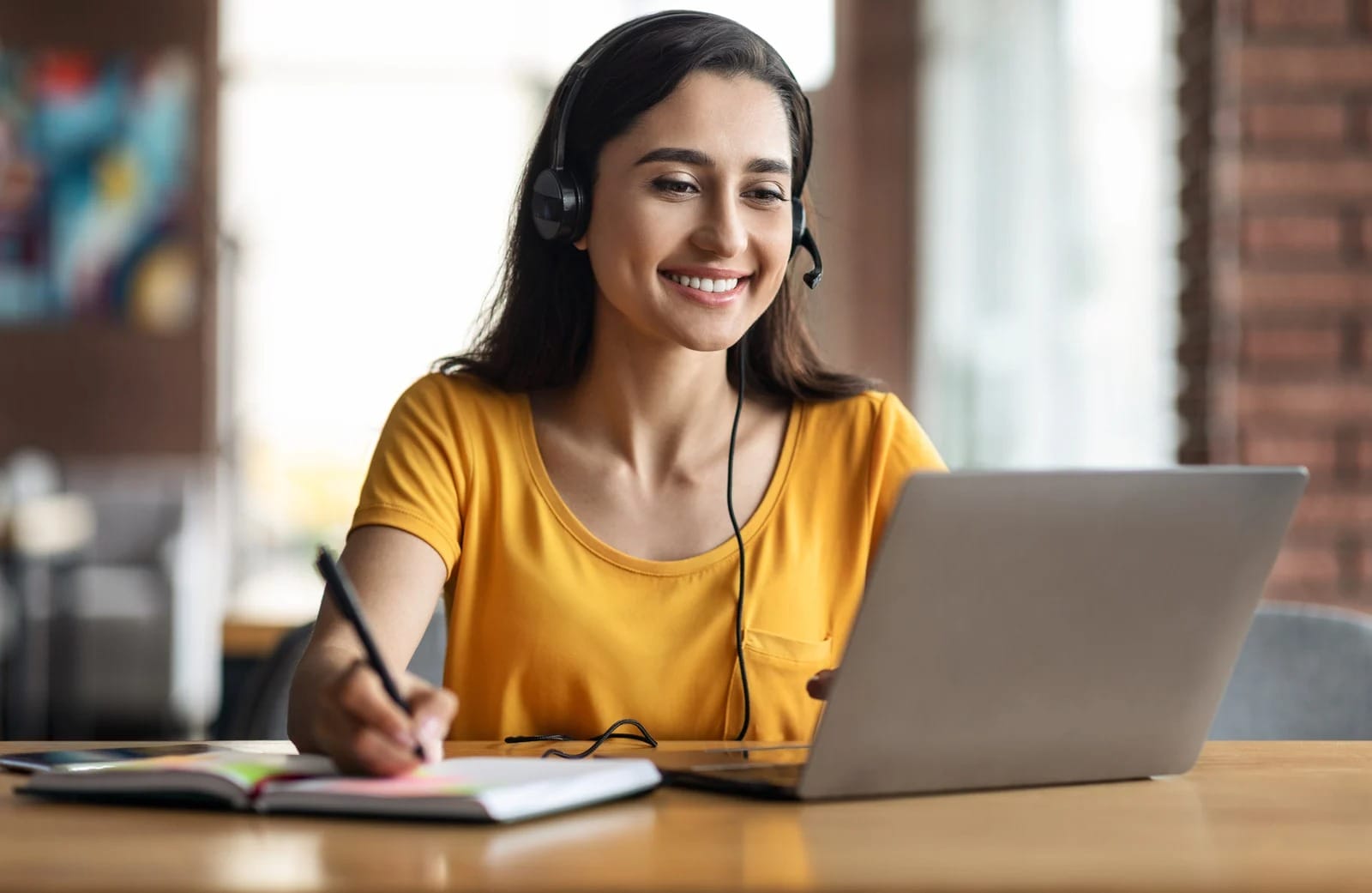 Online courses to help boost your CV for after uni