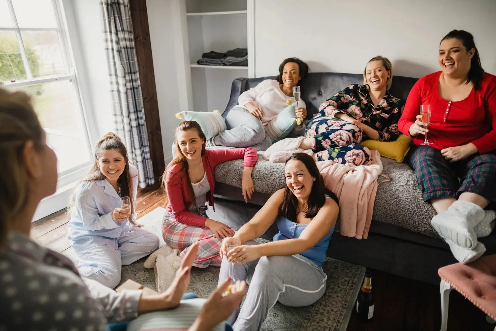 Here's what to wear to a house party