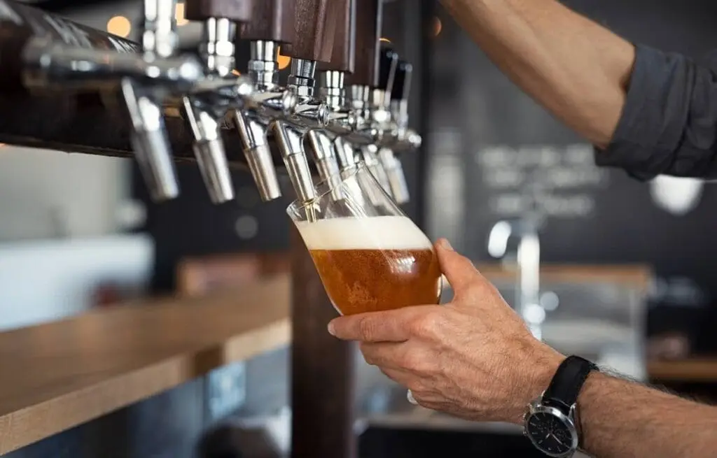 Here are the 10 Best Student Bars in Bristol how many healthy is beer?