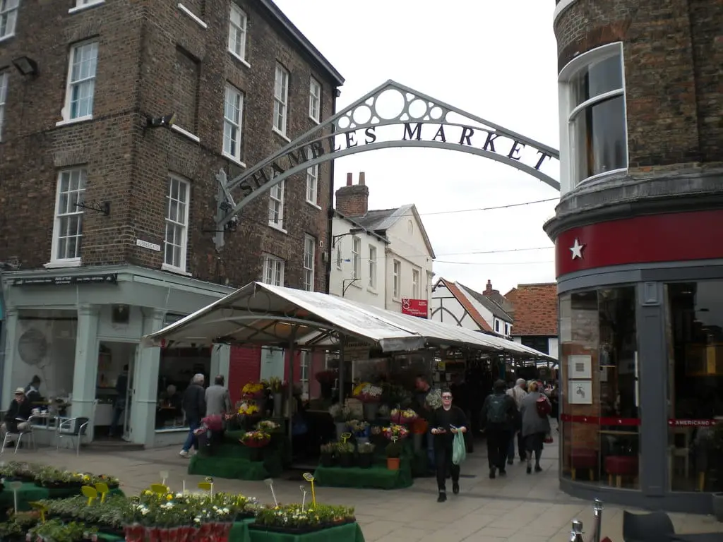 Jubbergate entrance to Shambles Market, York