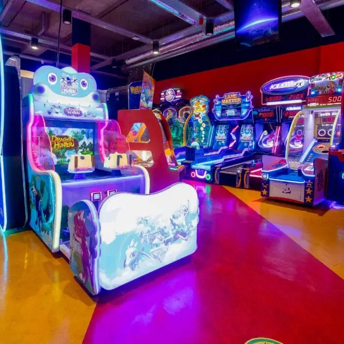 arcades Edinburgh - Funstation at Fountain Park arcade bar