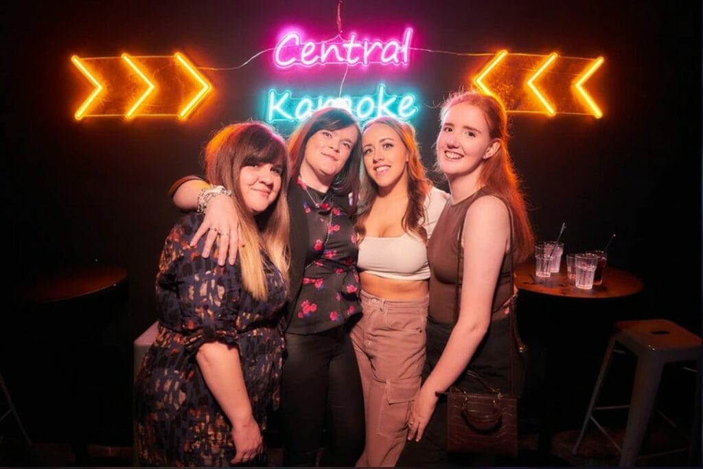 The 6 best karaoke bars in Bristol Unifresher