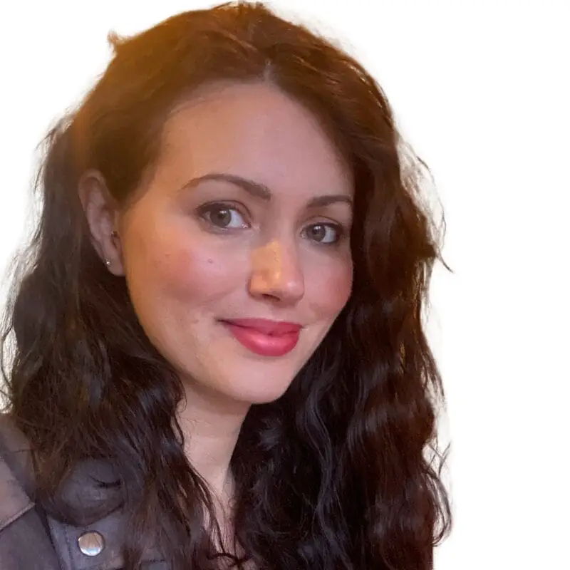 Aminah Barnes - Content Editor