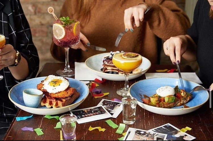 bottomless brunch revolution bristol