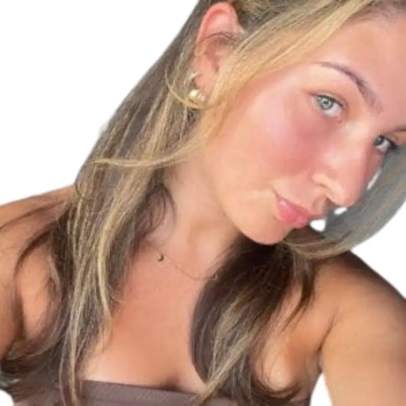 Holly Poole student writer