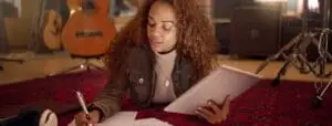 what jobs can you do with a creative writing degree