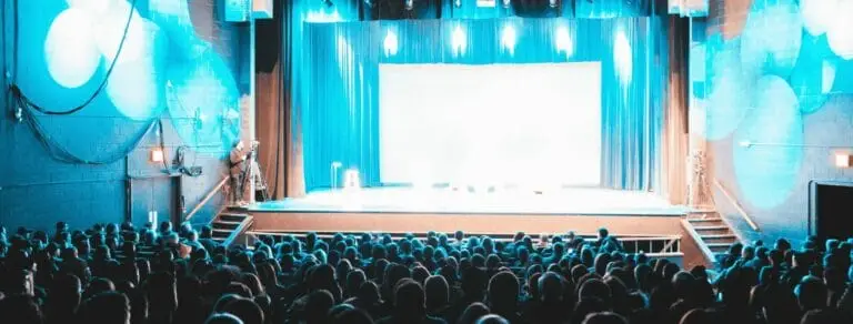 London theatres student discounts