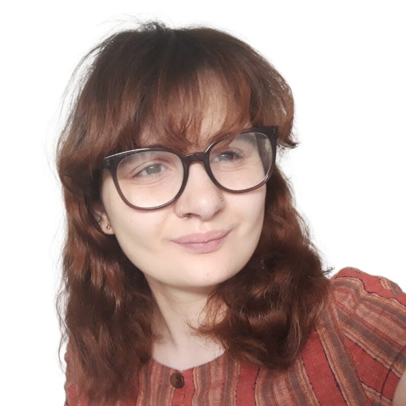 Lola Hobson student writer