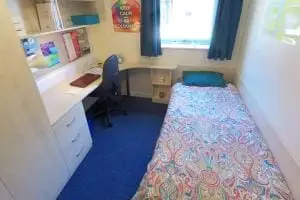 Student Halls, Bangor Glaslyn en-suite room, Ffriddoedd Village