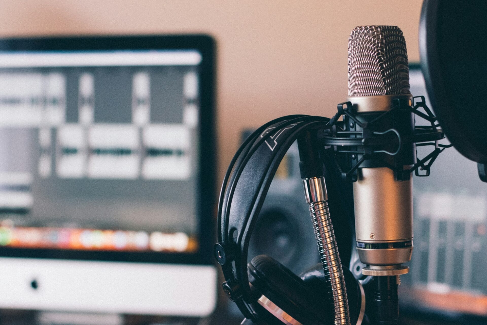Interview microphone - A day in the life of a journalist student
