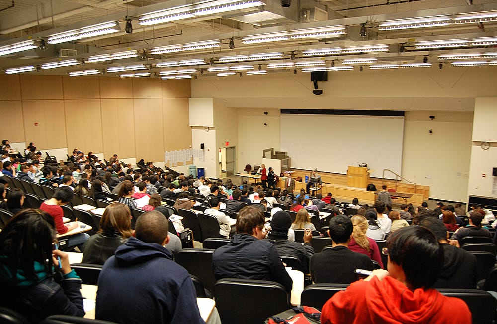 File:5th Floor Lecture Hall.jpg - Wikimedia Commons