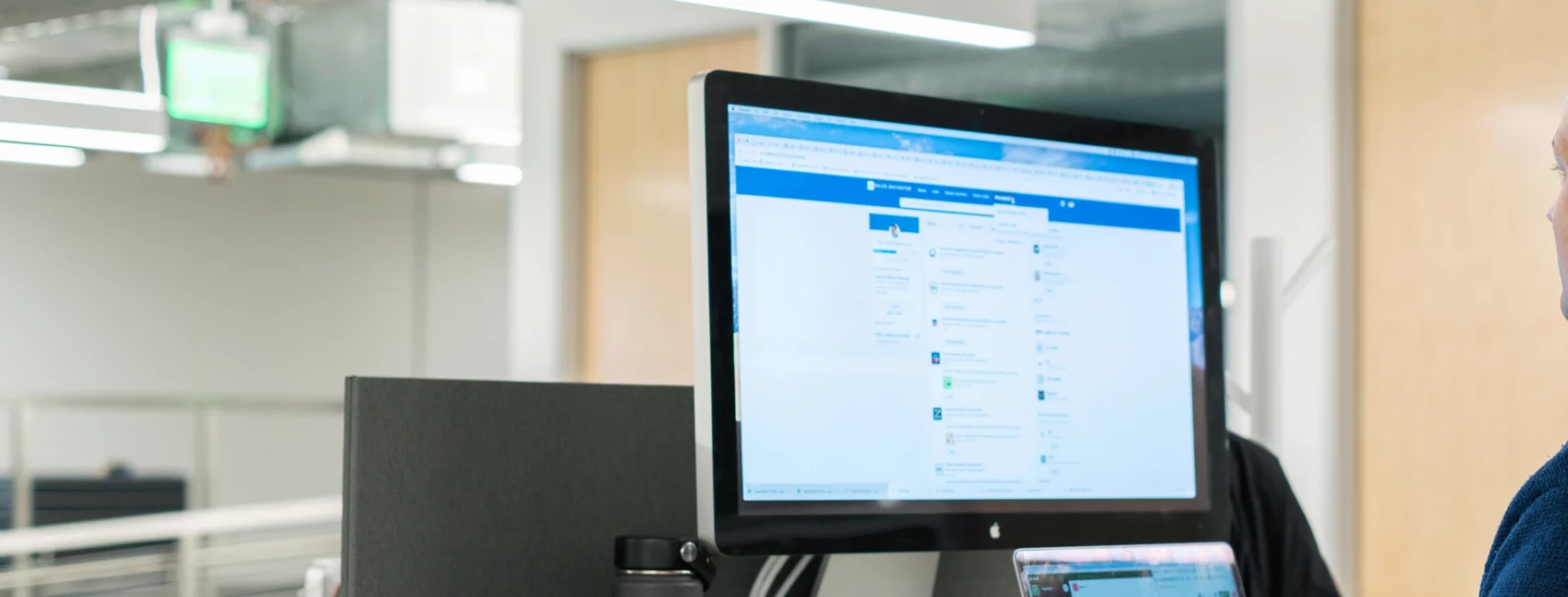 How to build a LinkedIn student profile