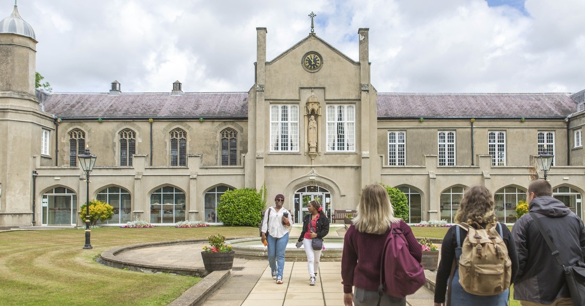 worst universities for law UK