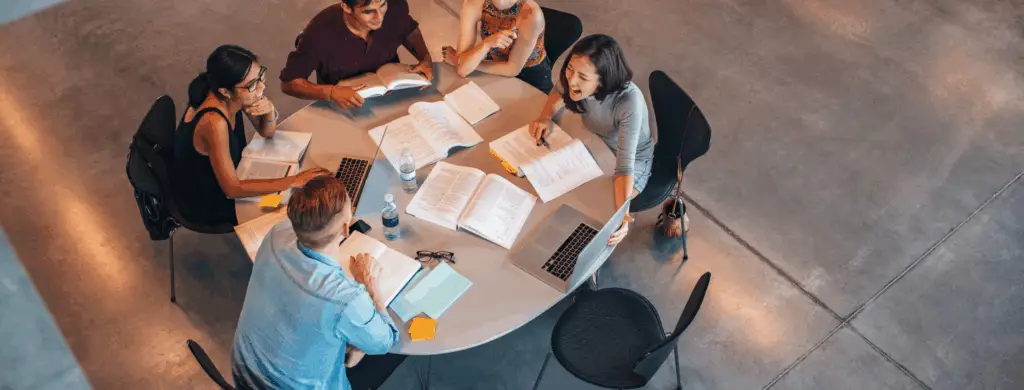 10 benefits of joining a student society