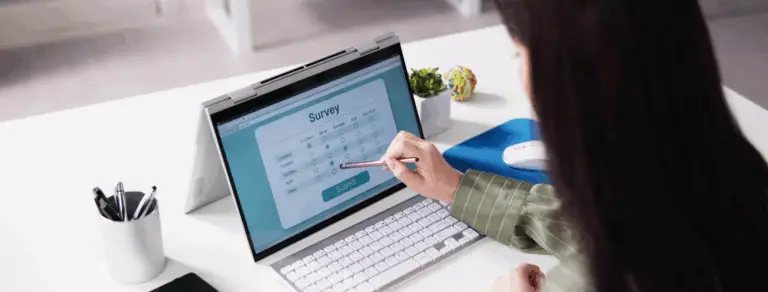 top ways to save and earn money at univeristy