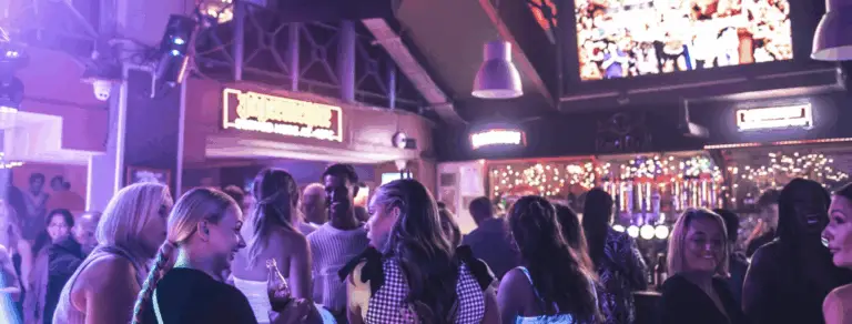 Retro bar - best nightclubs in Cardiff