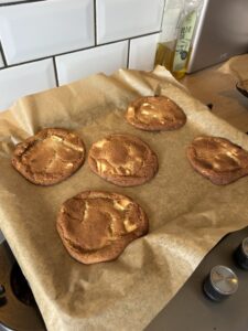Cinnamon and white chocolate cookies, a perfect Winter bake for students
