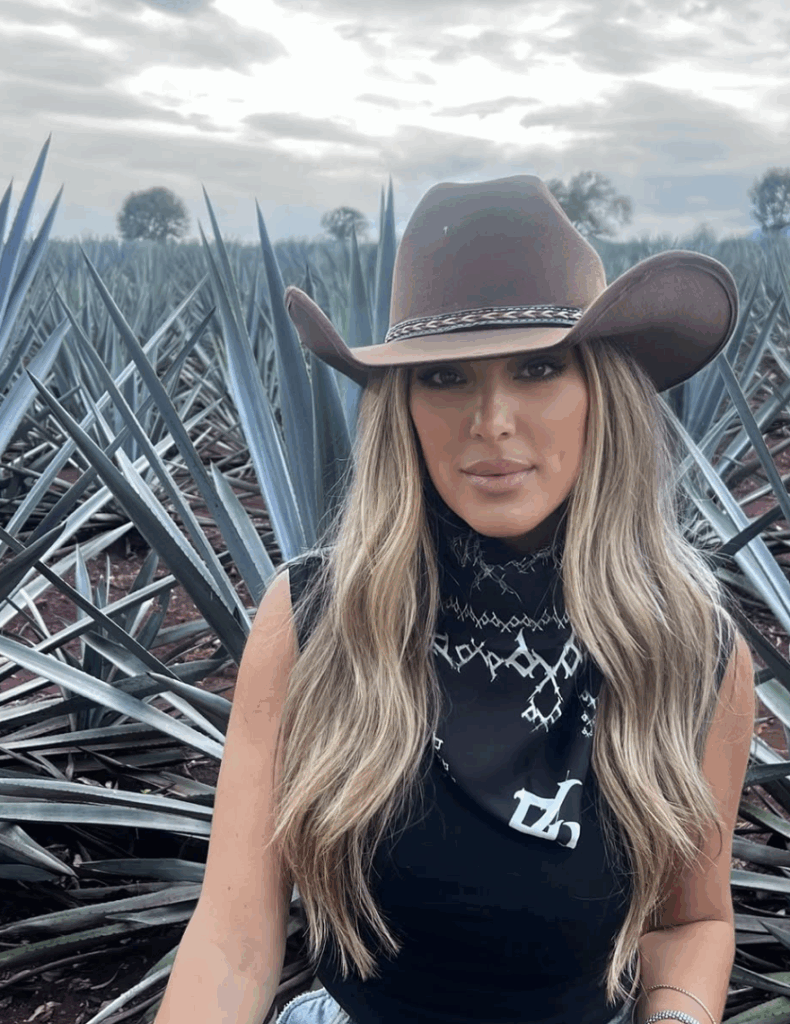 Alex Hall net worth - selling the oc cast