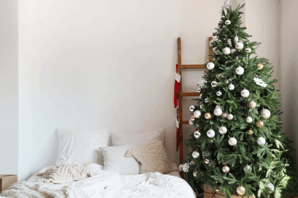 how to decorate your student house for Christmas