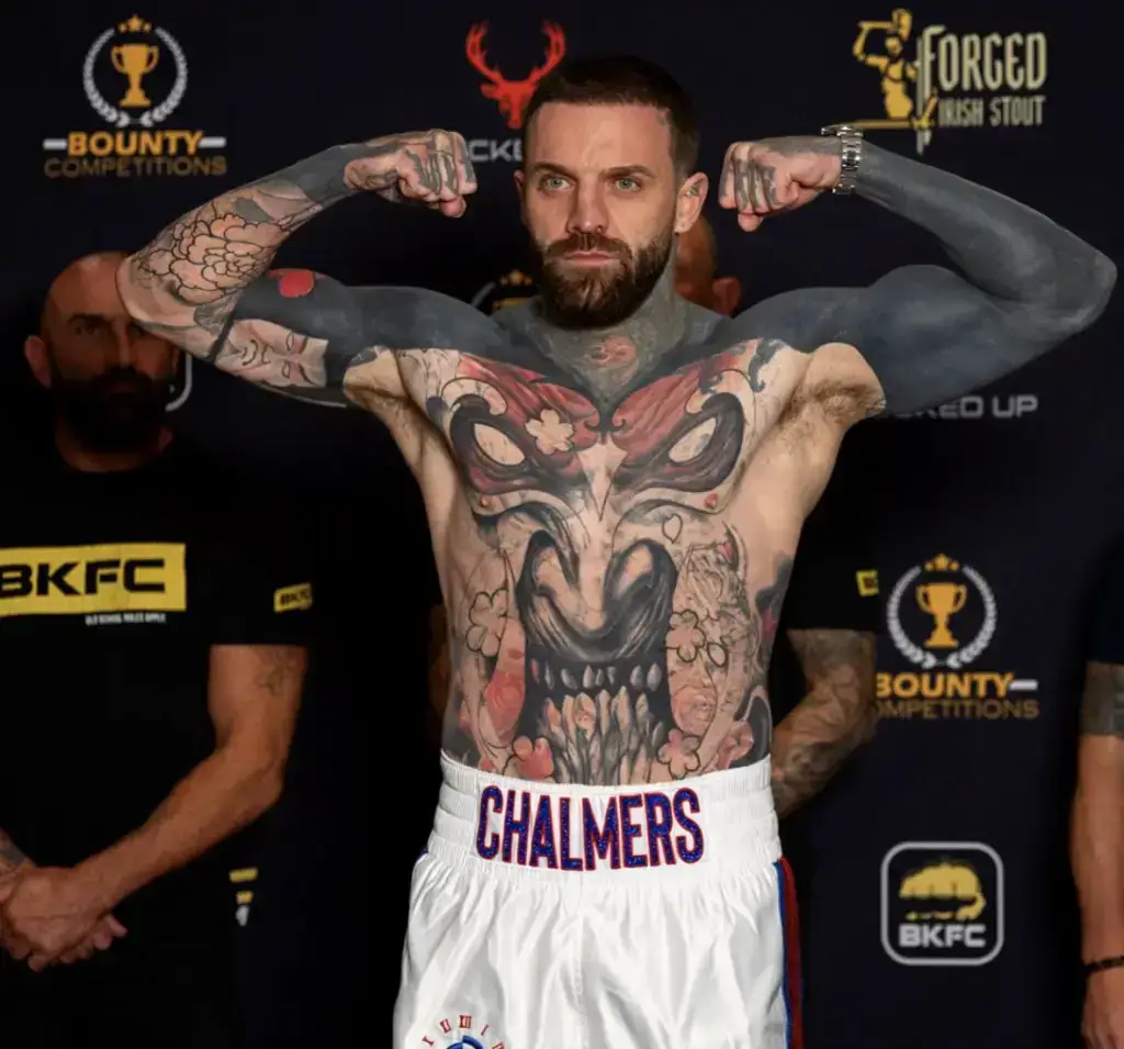 Aaron Chalmers net worth