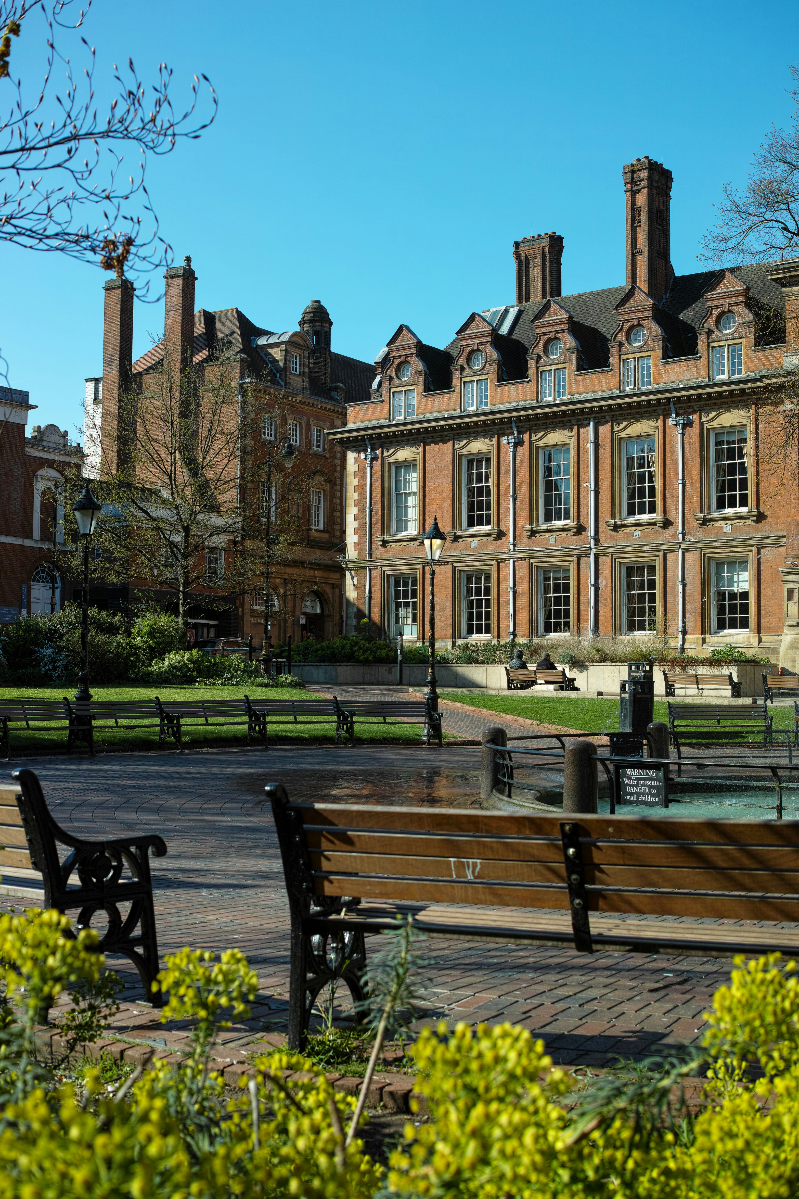 Benches in front of a building in Leicester