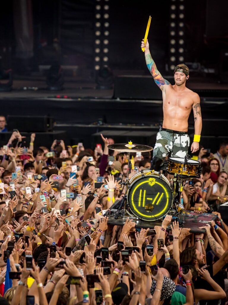 drummer on stage surrounded by crown Sziget festival