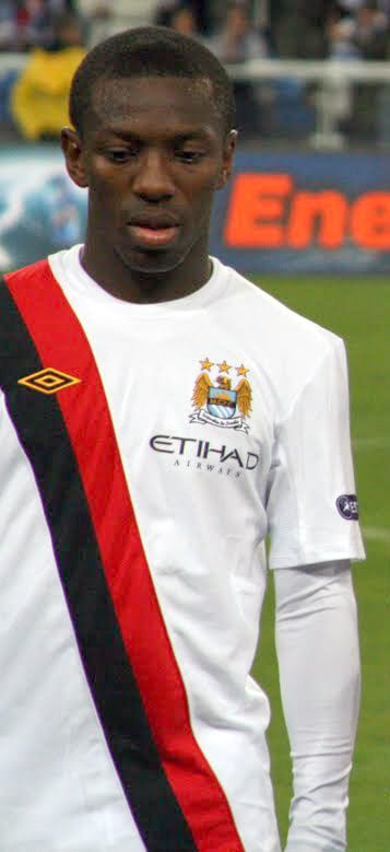 Shaun Wright-Phillips playing for Manchester City in 2010