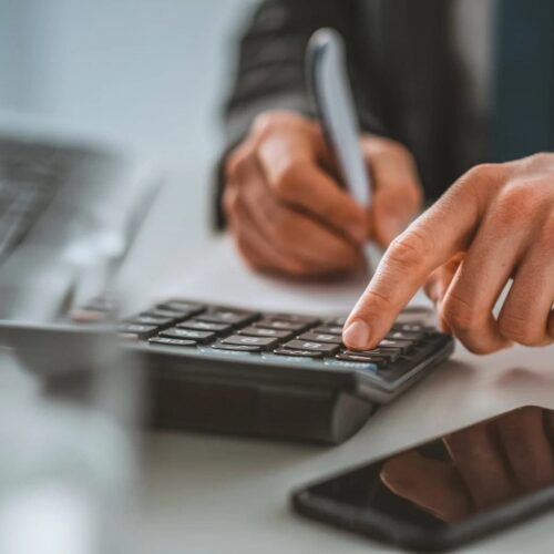 Looking for a uni grade calculator? Here's how to work out your grades