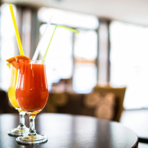 The best bars for 2 for 1 cocktails in Swansea