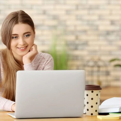 Can international students do apprenticeships in the UK?