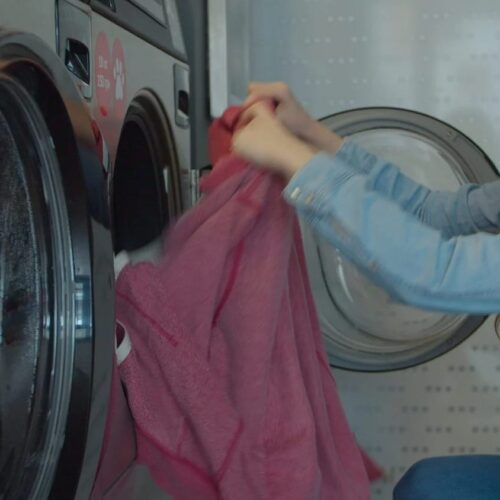 Navigating Circuit Laundry: Top ups, Timings and Tips