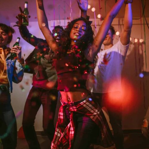 Here's what to wear to a house party